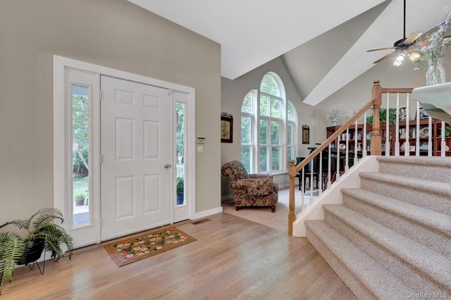 4 Apple Lane, Wading River, NY 11792