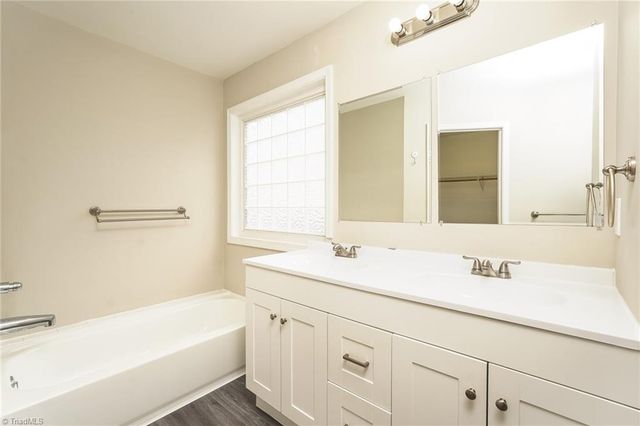 1884 Denise Lane, Winston-salem, NC 27127