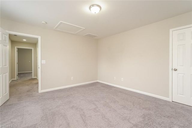 1884 Denise Lane, Winston-salem, NC 27127