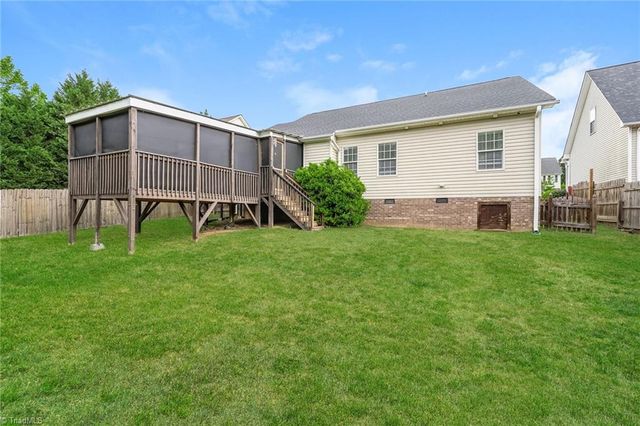 1884 Denise Lane, Winston-salem, NC 27127