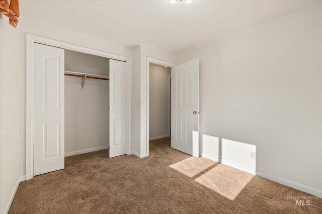 10605 W Goldenrod Ave, Boise, ID 83713