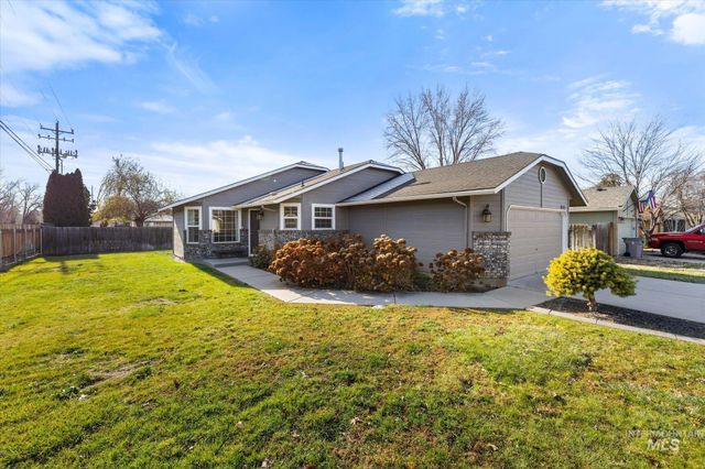 10605 W Goldenrod Ave, Boise, ID 83713