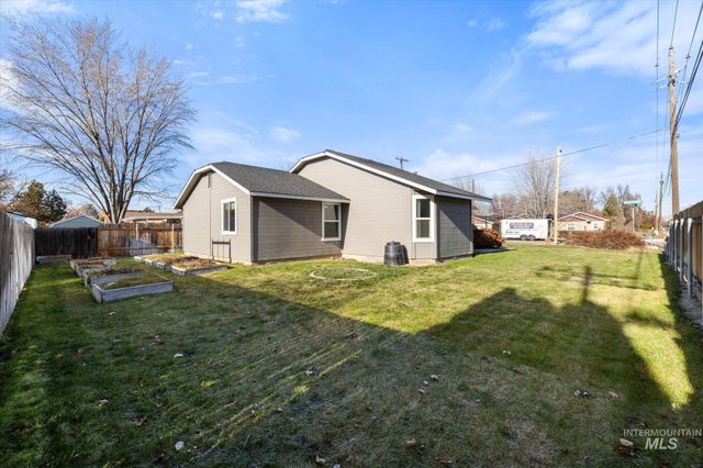 10605 W Goldenrod Ave, Boise, ID 83713