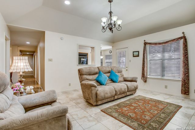 8510 odyssey, Universal City, TX 78148