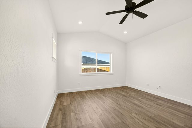 3723 Ford Drive, Medford, OR 97504