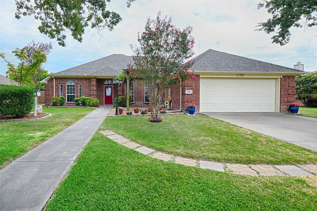 6903 Justin Lane, Greenville, TX 75402