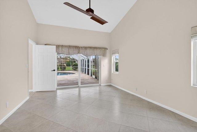 10194 Canoe Brook Circle, Boca Raton, FL 33498