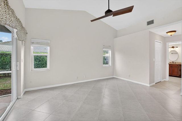 10194 Canoe Brook Circle, Boca Raton, FL 33498