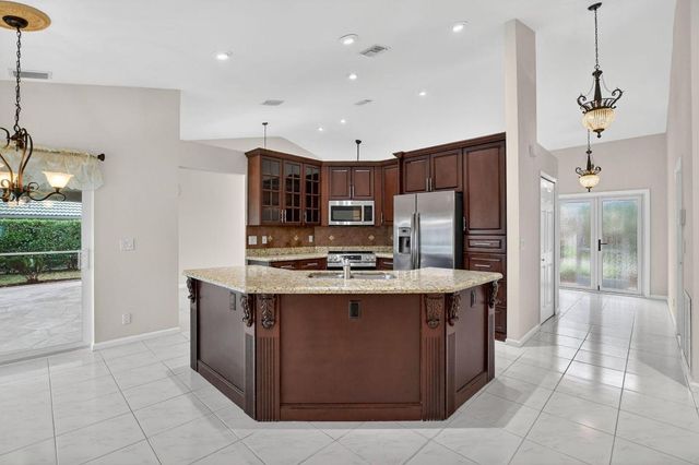 10194 Canoe Brook Circle, Boca Raton, FL 33498