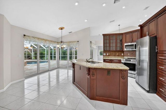 10194 Canoe Brook Circle, Boca Raton, FL 33498