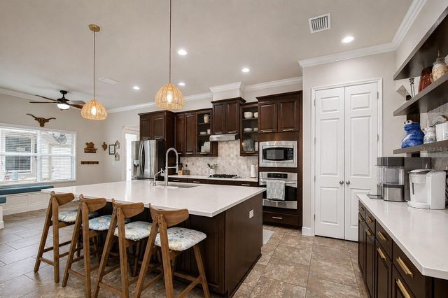 5907 CHURCHSIDE DRIVE, Lithia, FL 33547