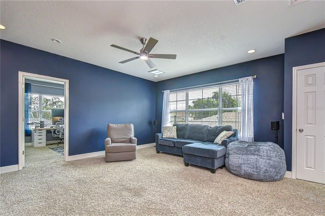 5907 CHURCHSIDE DRIVE, Lithia, FL 33547