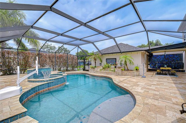5907 CHURCHSIDE DRIVE, Lithia, FL 33547