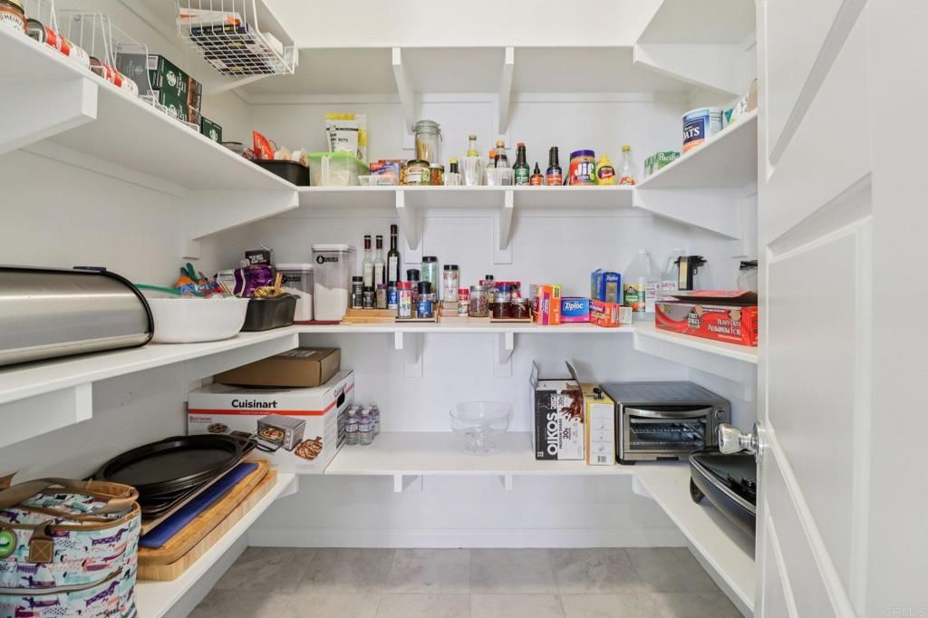 Image 14 of property listing at 10671 Braverman Drive, Santee, CA 92071