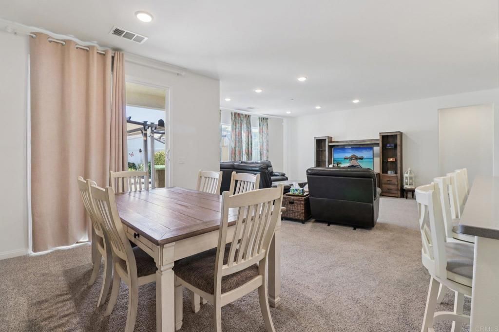 Image 6 of property listing at 10671 Braverman Drive, Santee, CA 92071