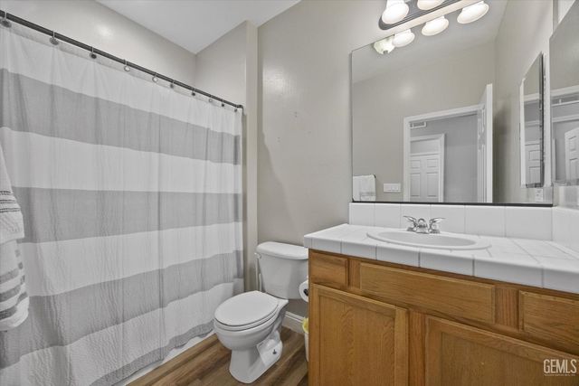 11621 Morgan Hill Drive, Bakersfield, CA 93312
