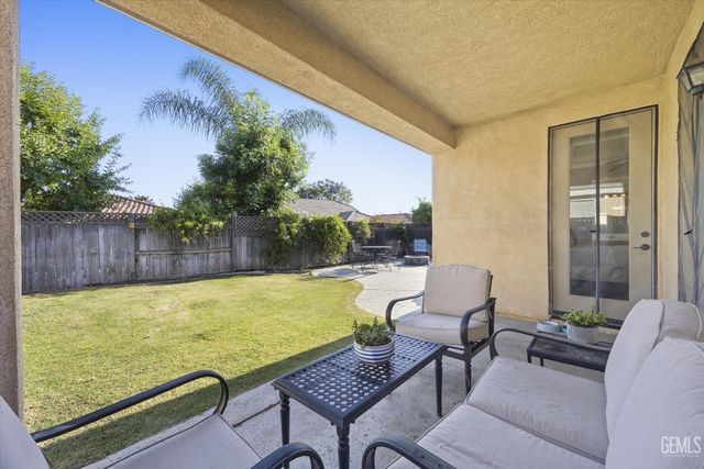 11621 Morgan Hill Drive, Bakersfield, CA 93312