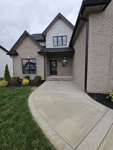 443 Spiderwort Dr, Clarksville, TN 37043