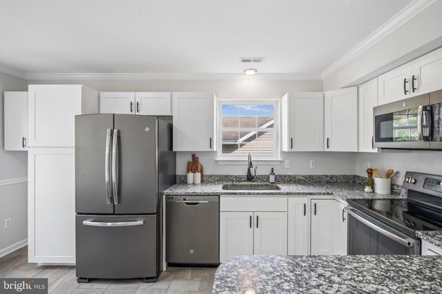 3708 6TH AVE, Edgewater, MD 21037
