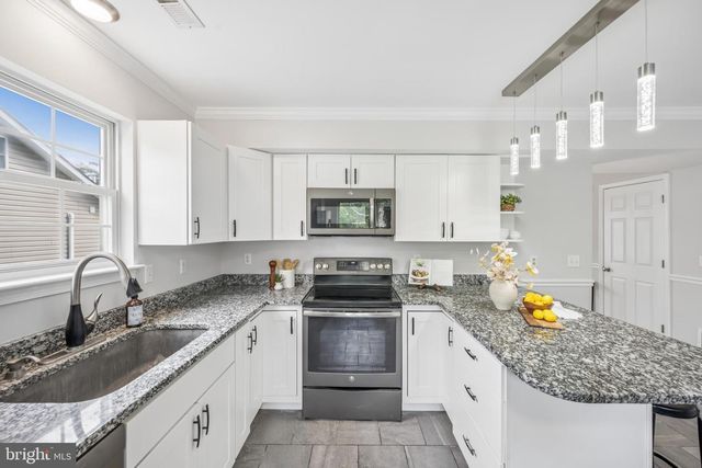 3708 6TH AVE, Edgewater, MD 21037