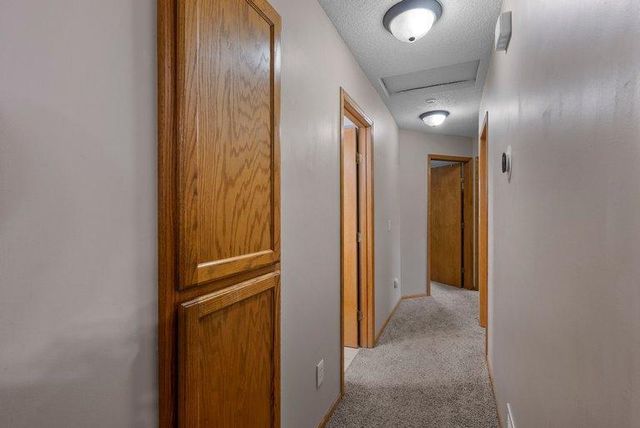 9711 Woodcrest Court, Monticello, MN 55362