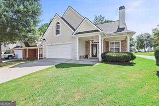 2 Fenway Court, Newnan, GA 30265
