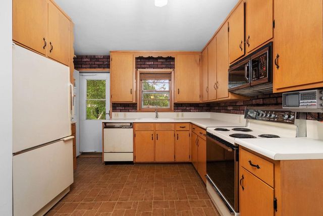 653 Orchard Drive, Madison, WI 53711