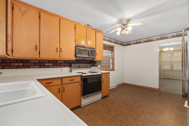 653 Orchard Drive, Madison, WI 53711