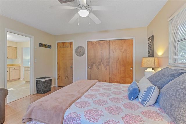 140 AVENIDA DE LA ISLA, Nokomis, FL 34275