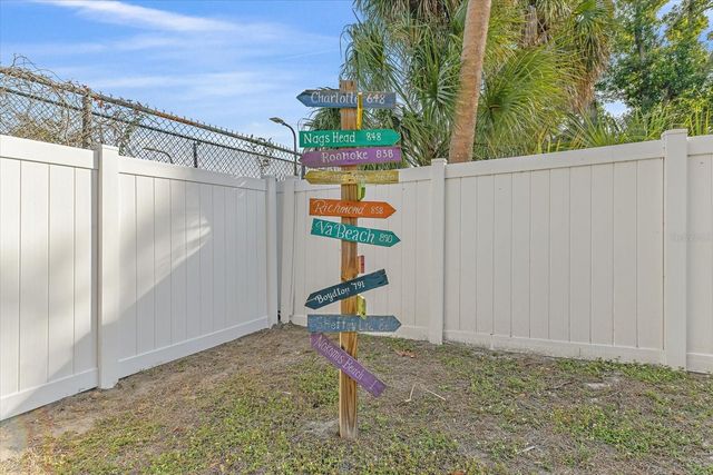 140 AVENIDA DE LA ISLA, Nokomis, FL 34275