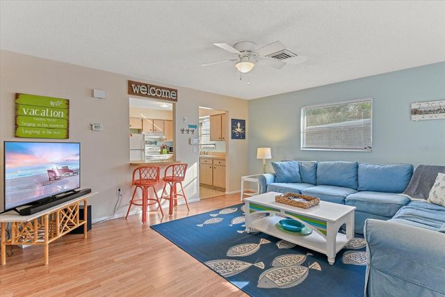 140 AVENIDA DE LA ISLA, Nokomis, FL 34275