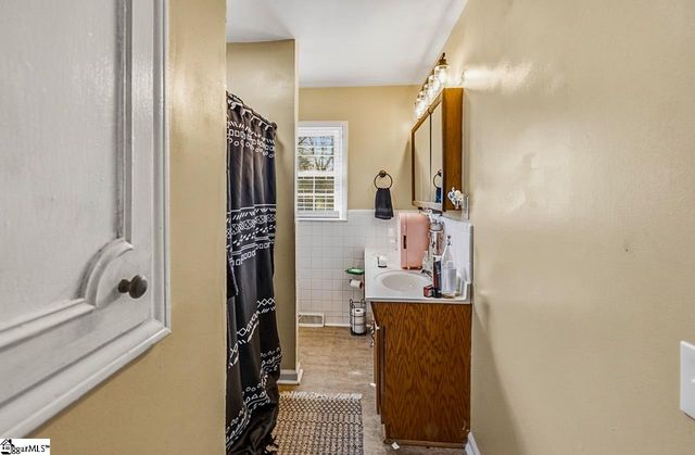 102 Kathryan Court, Greenville, SC 29605