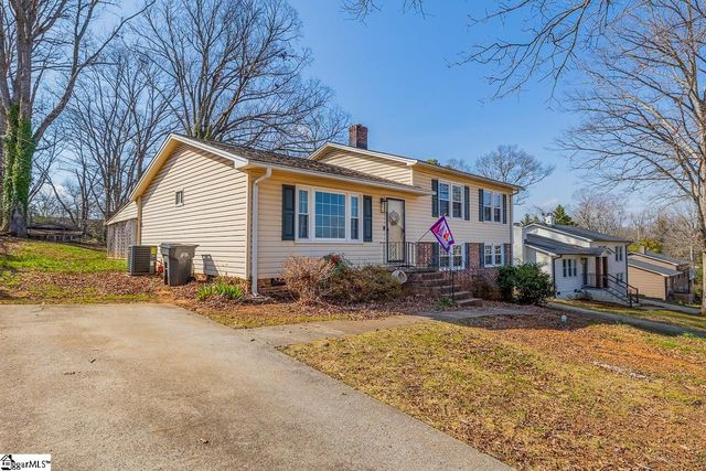 102 Kathryan Court, Greenville, SC 29605