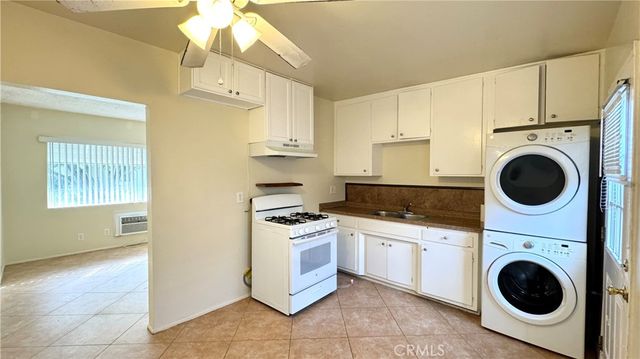 262 Garnet Way C, Upland, CA 91786