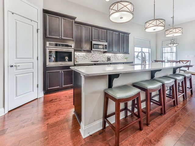 206 Woodridge Terrace, Canton, GA 30114