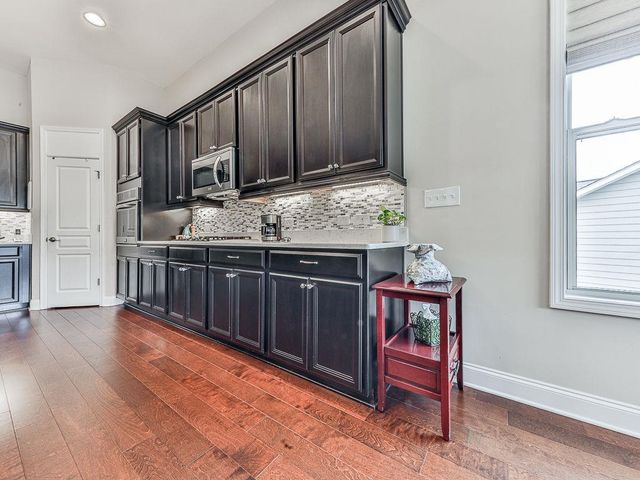 206 Woodridge Terrace, Canton, GA 30114