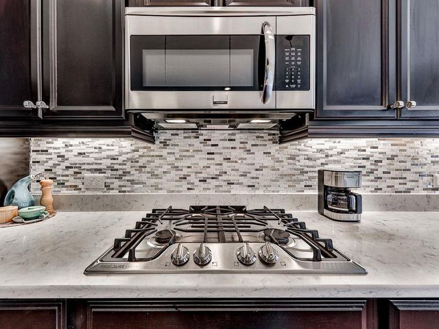 206 Woodridge Terrace, Canton, GA 30114