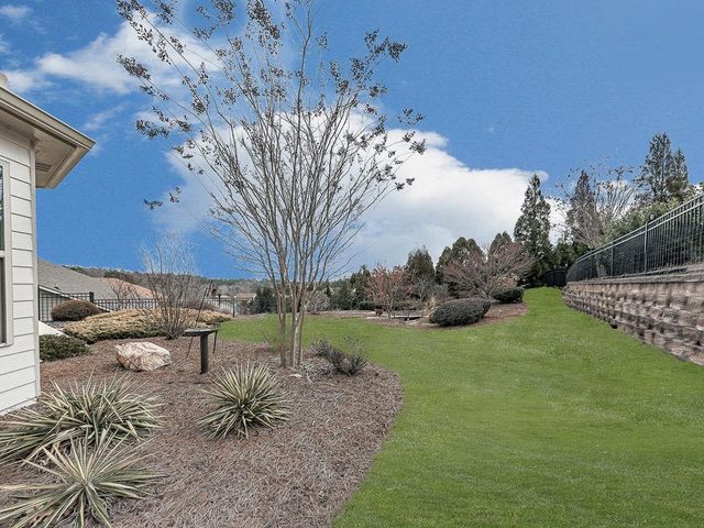 206 Woodridge Terrace, Canton, GA 30114