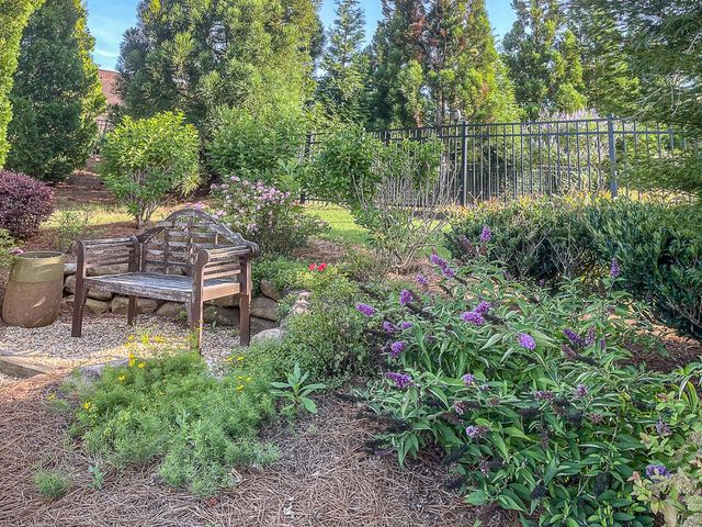 206 Woodridge Terrace, Canton, GA 30114