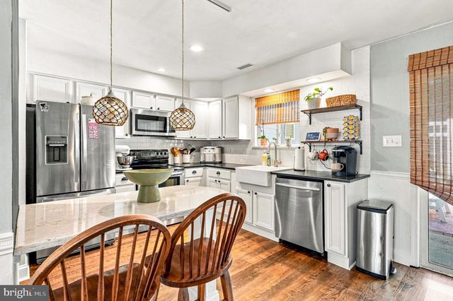 140 PENDRAGON WAY, Mantua, NJ 08051