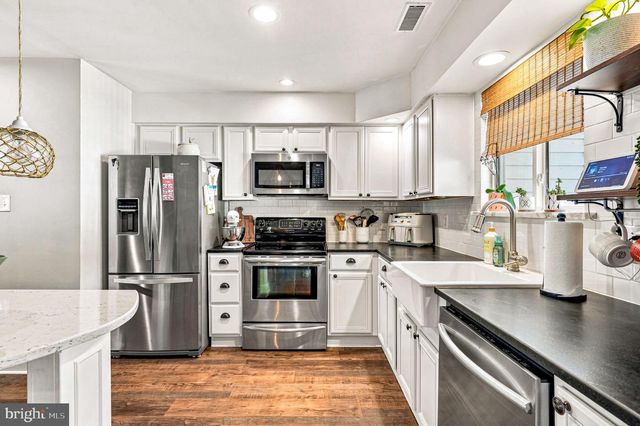 140 PENDRAGON WAY, Mantua, NJ 08051
