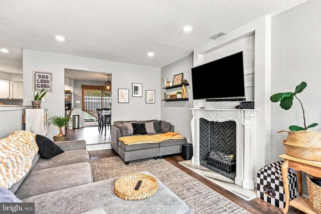 140 PENDRAGON WAY, Mantua, NJ 08051