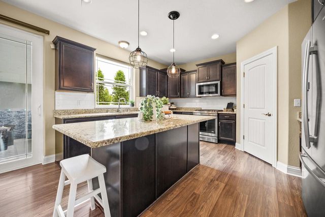 1480 Prairie Creek BOULEVARD, Oconomowoc, WI 53066