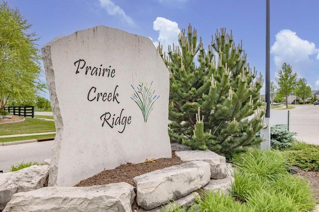 1480 Prairie Creek BOULEVARD, Oconomowoc, WI 53066