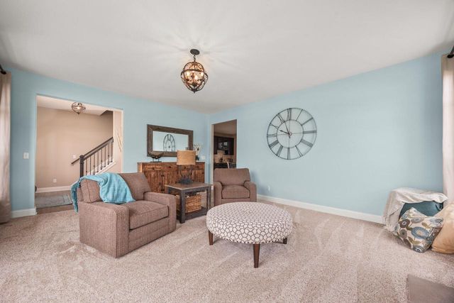 1480 Prairie Creek BOULEVARD, Oconomowoc, WI 53066