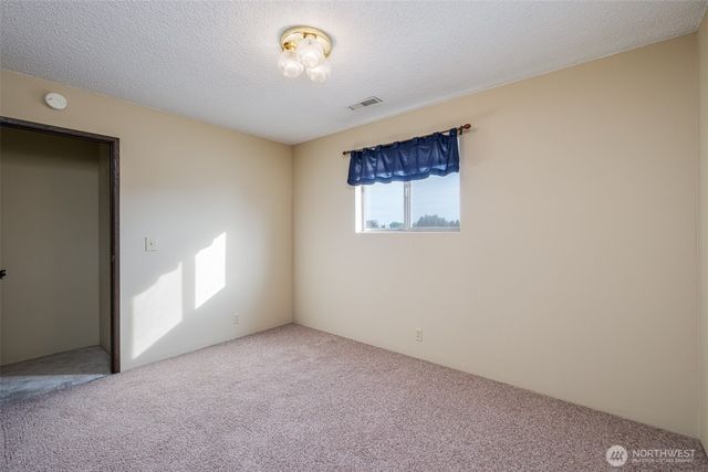 905 4th Ave SE, Quincy, WA 98848