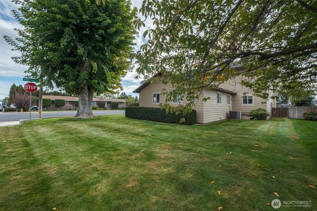 905 4th Ave SE, Quincy, WA 98848