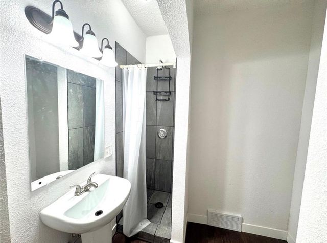 1609 12th Street, Des Moines, IA 50314