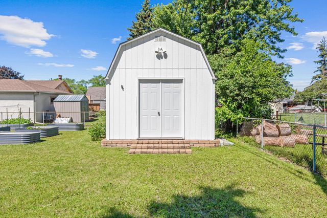 1225 County Road B E, Maplewood, MN 55109