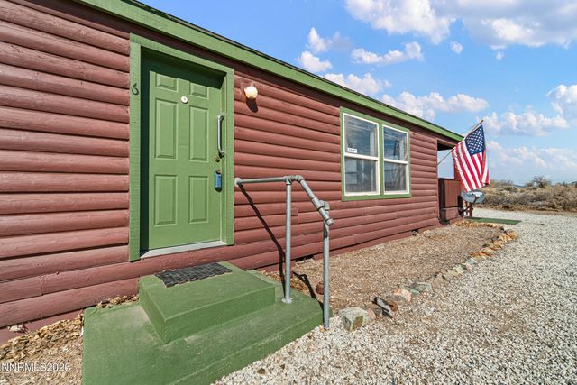6 Pauma Court, Yerington, NV 89447